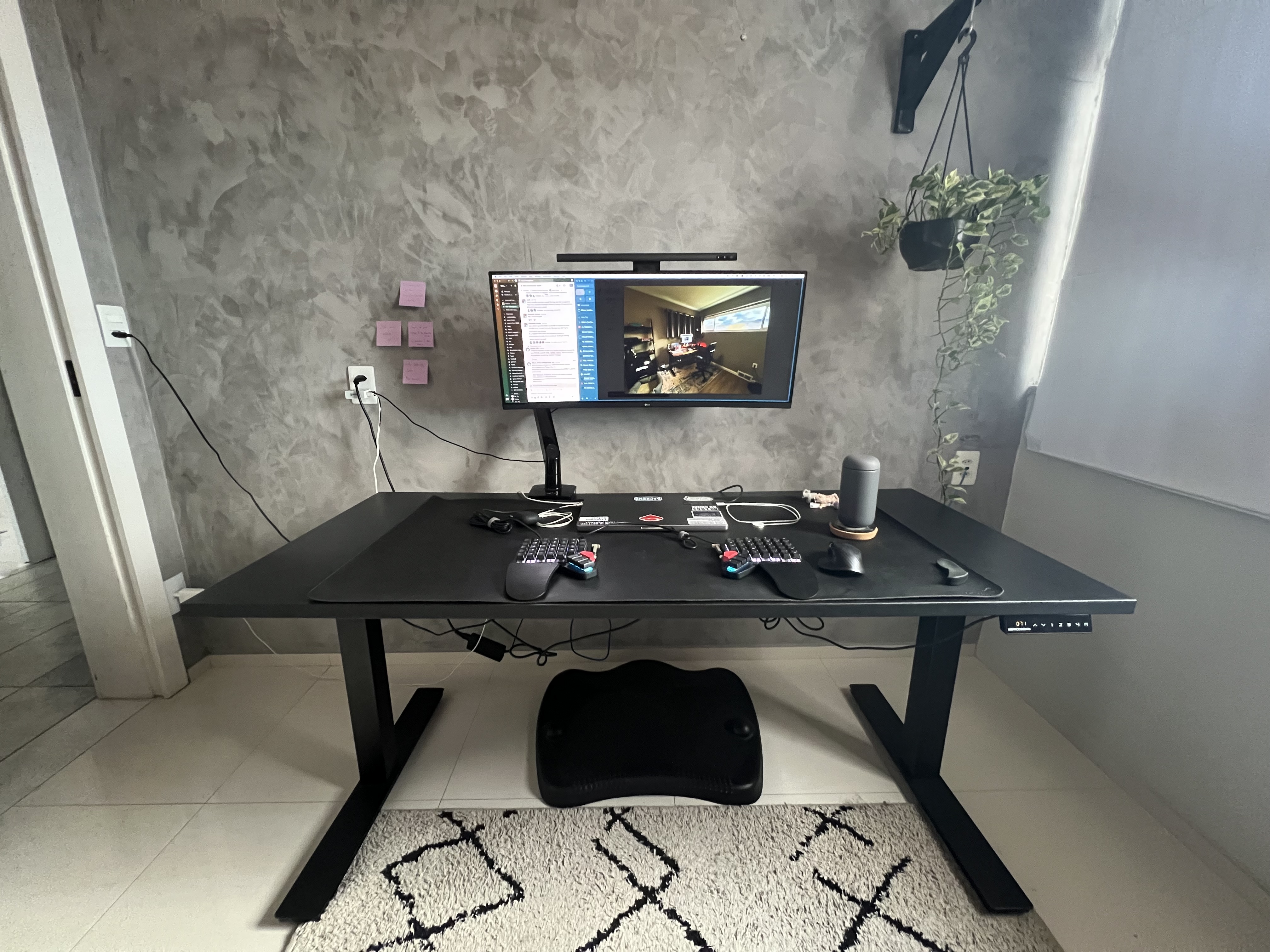 Matheus Sales's
workspace