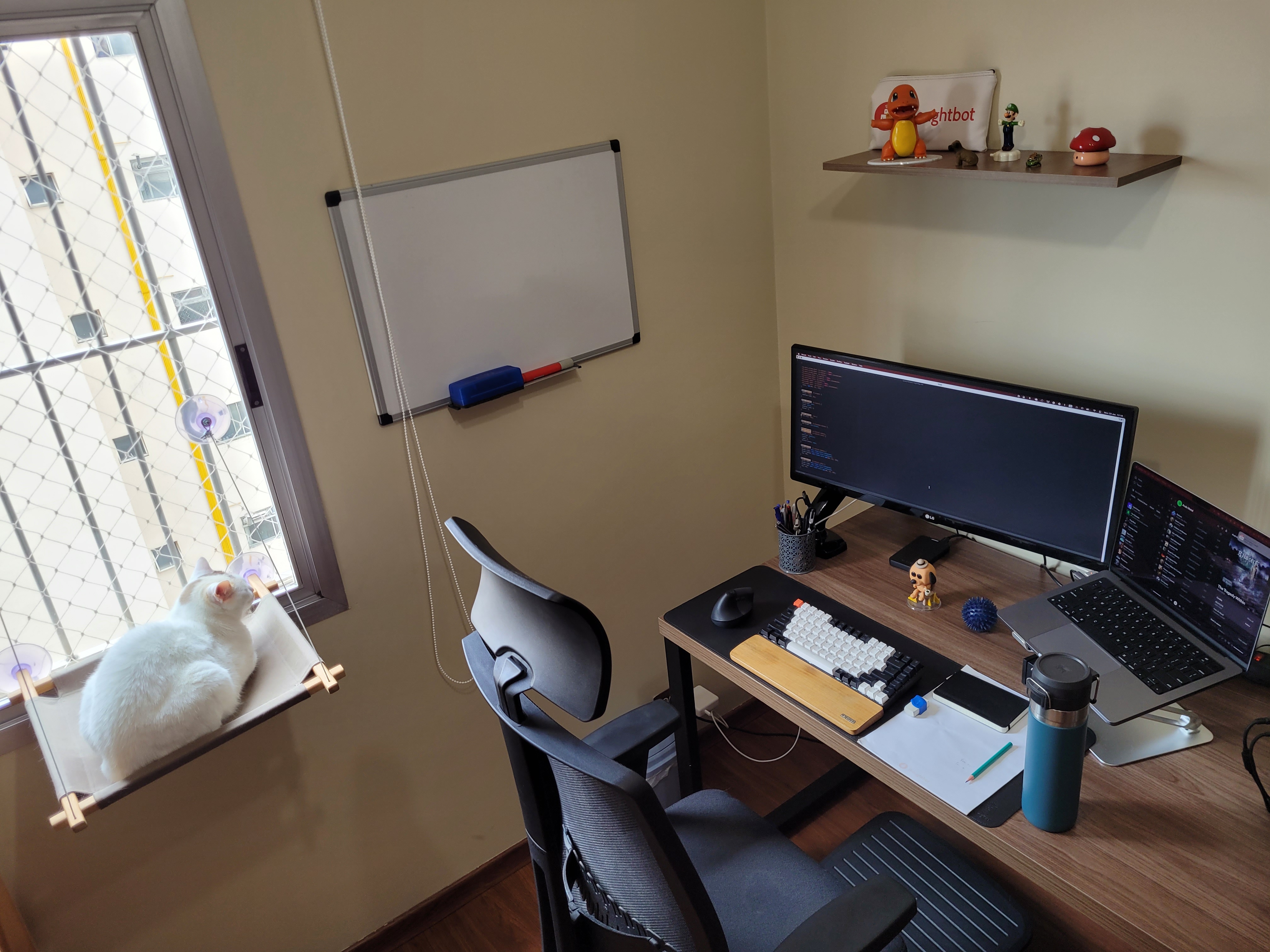 Neil Carvalho's
workspace